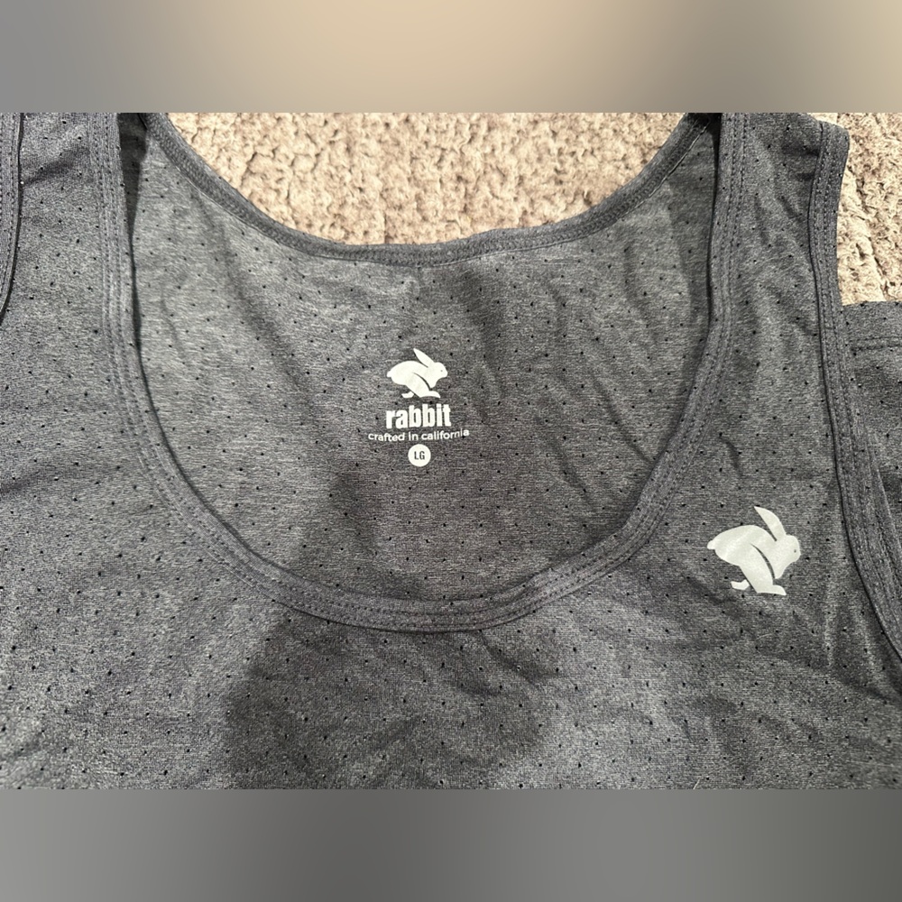 Gray Rabbit Running Tank Top - Picture 2 of 3